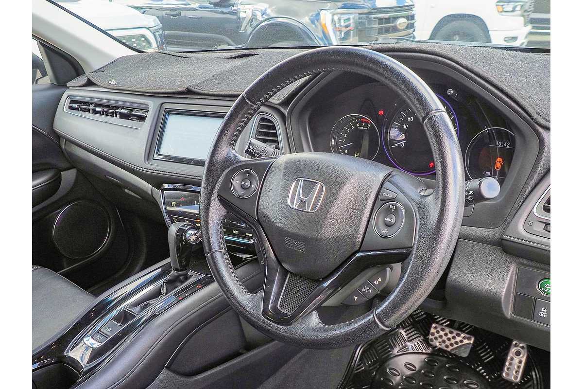 2017 Honda HR-V VTi-L