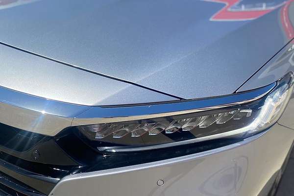 2022 Honda Accord VTi-LX 10th Gen