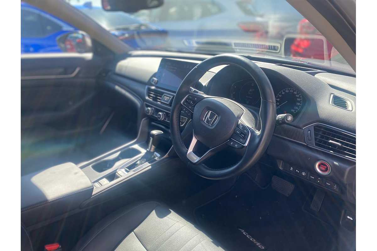 2022 Honda Accord VTi-LX 10th Gen
