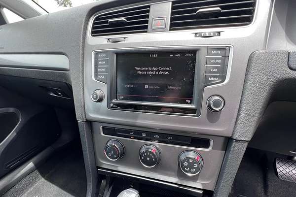 2016 Volkswagen Golf 92 TSI Trendline AU MY17