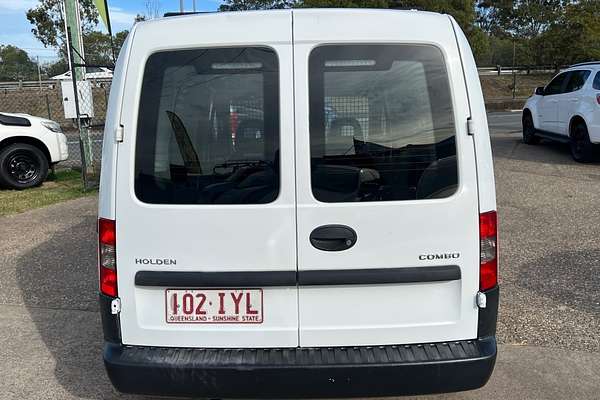 2005 Holden Combo XC MY06