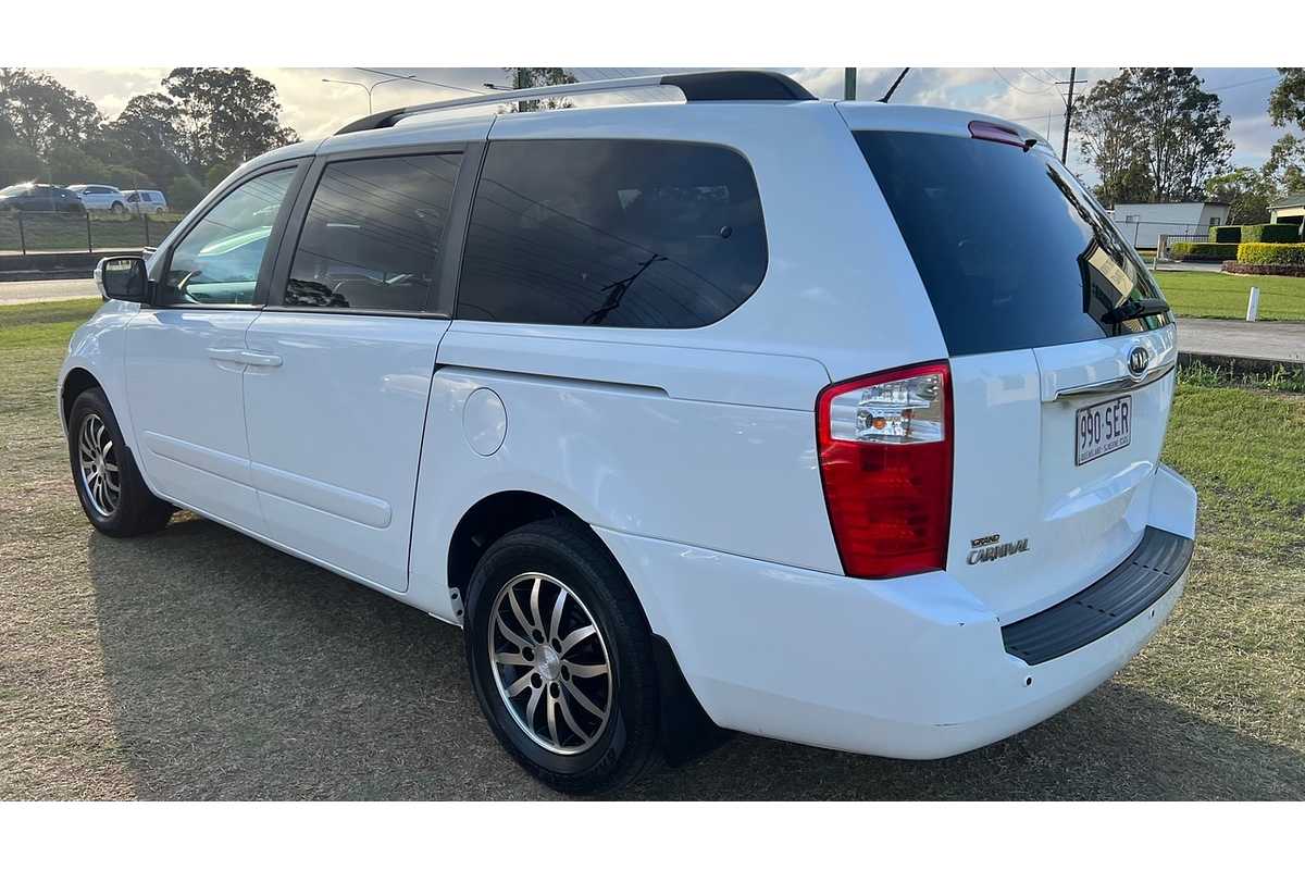 2010 Kia Carnival S VQ MY11
