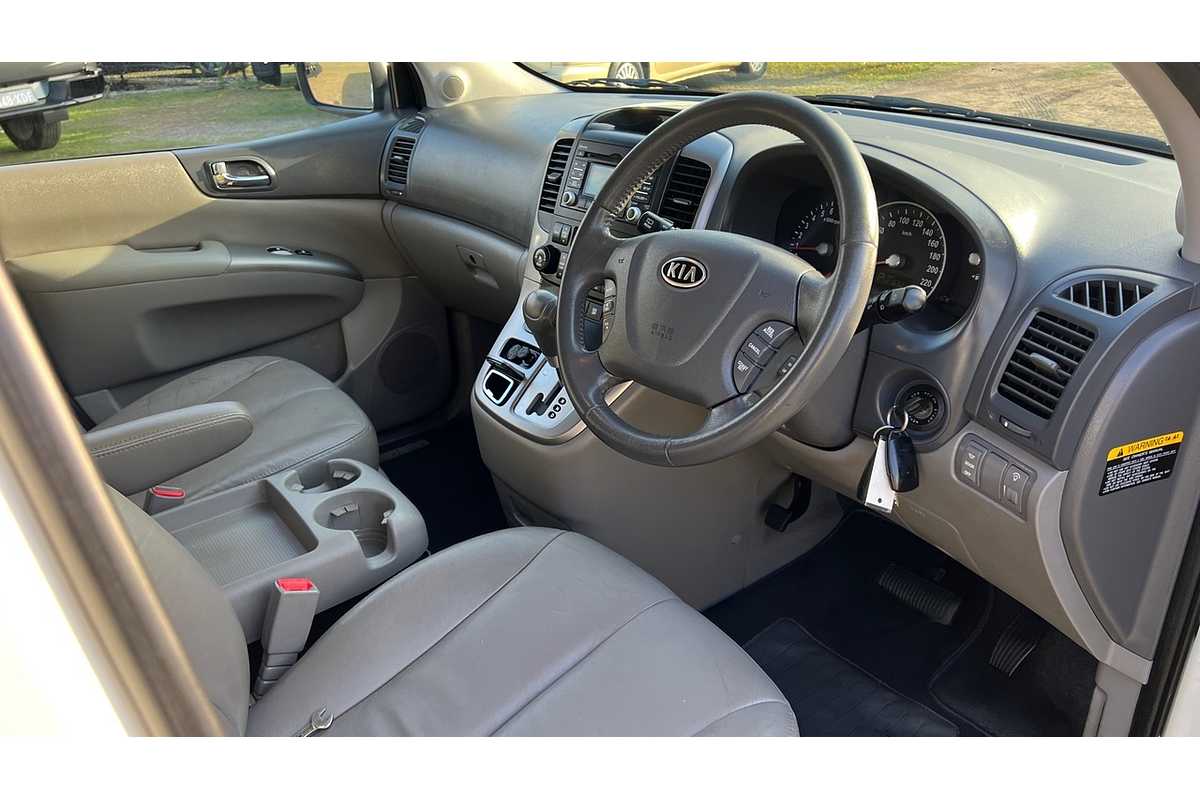 2010 Kia Carnival S VQ MY11