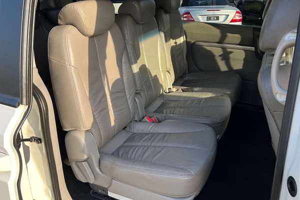 2010 Kia Carnival S VQ MY11