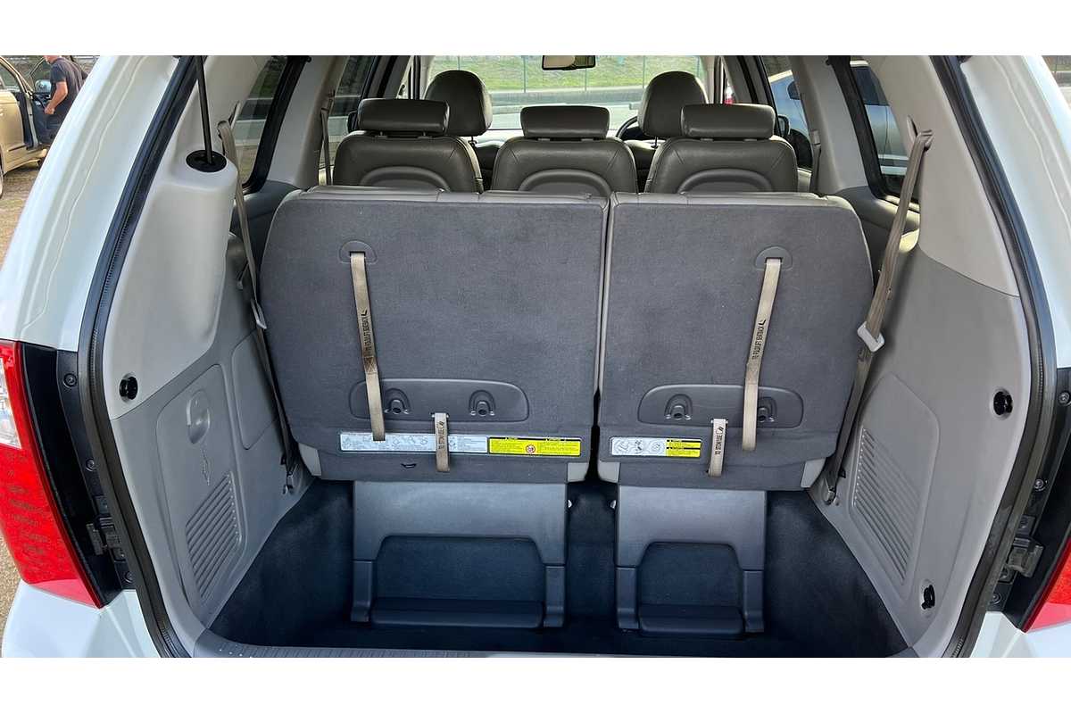 2010 Kia Carnival S VQ MY11