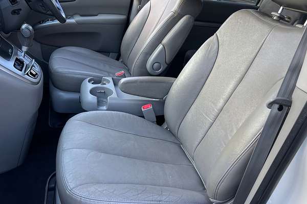2010 Kia Carnival S VQ MY11