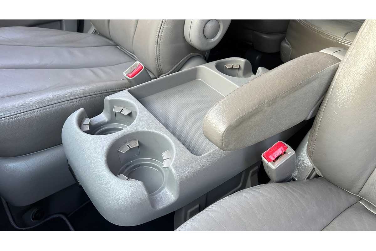 2010 Kia Carnival S VQ MY11