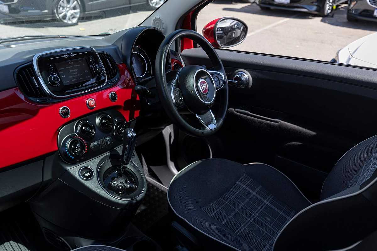 2016 Fiat 500 Lounge Series 4