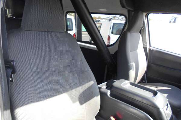 2016 Toyota Hiace COMMUTER KDH223R MY16