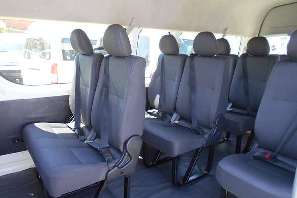 2018 Toyota Hiace COMMUTER KDH223R MY16
