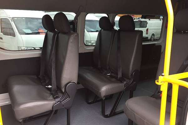 2017 Toyota Hiace COMMUTER TRH223R MY16