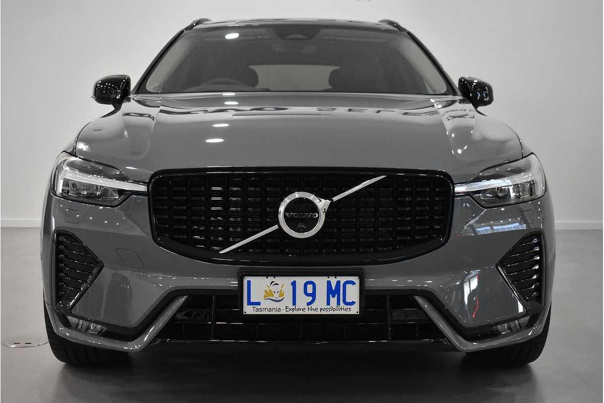 2022 Volvo XC60 Ultimate B6 Dark