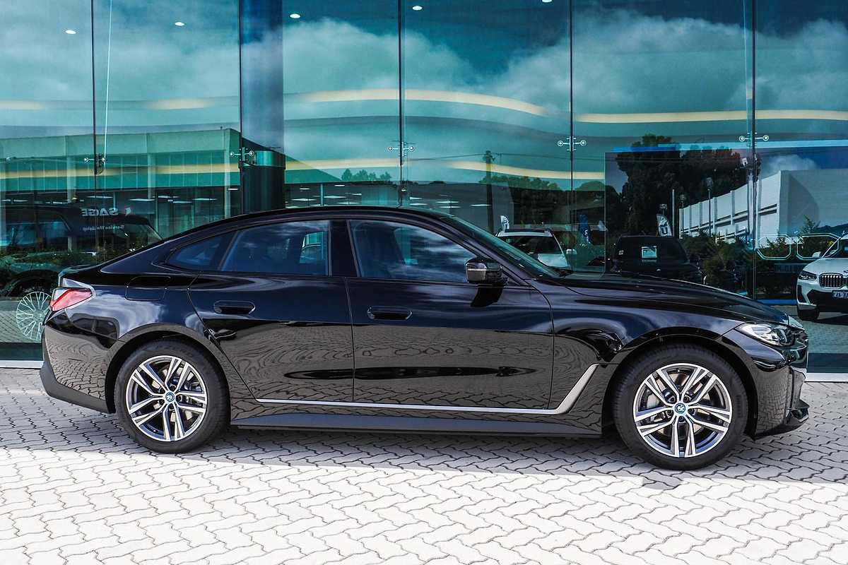 2024 BMW i4 eDrive35 G26