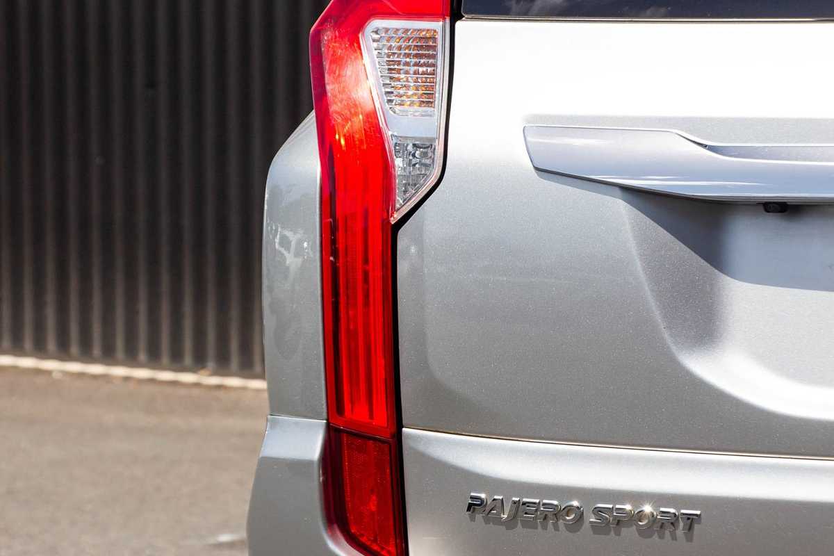 2015 Mitsubishi Pajero Sport Exceed QE