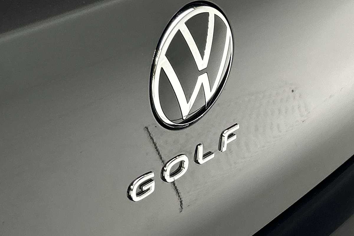 2022 Volkswagen Golf 110TSI Life 8