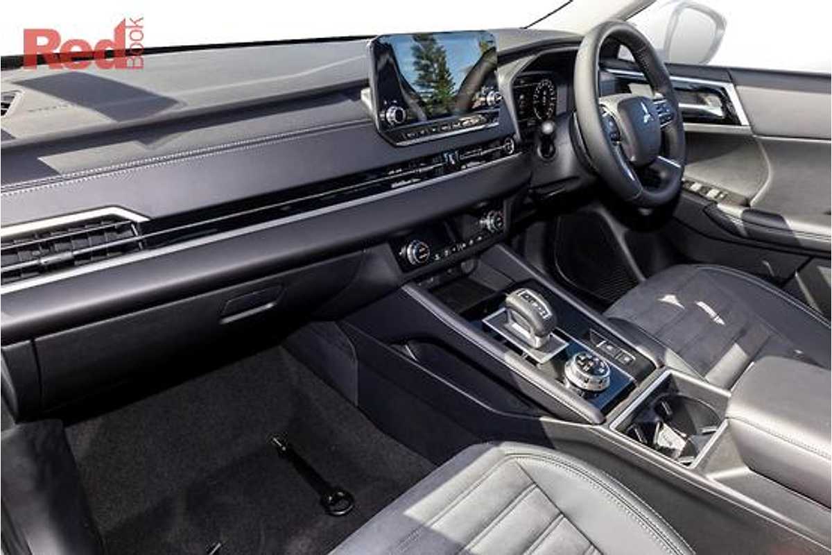 2024 Mitsubishi Outlander PHEV Aspire ZM