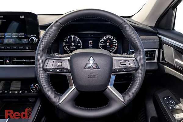 2024 Mitsubishi Outlander PHEV Aspire ZM