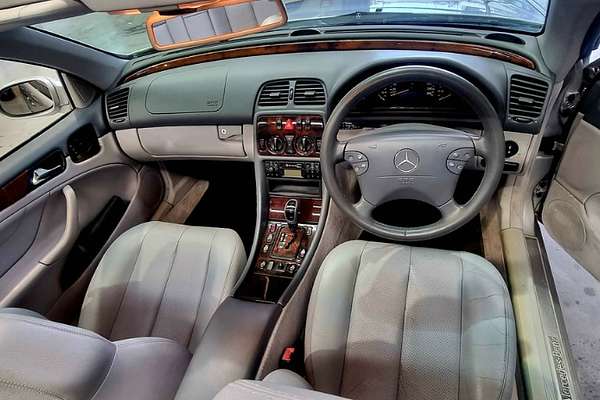 2000 Mercedes-Benz CLK-Class CLK320 Elegance A208