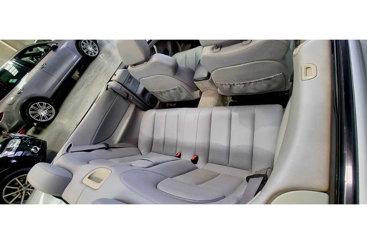 2000 Mercedes-Benz CLK-Class CLK320 Elegance A208