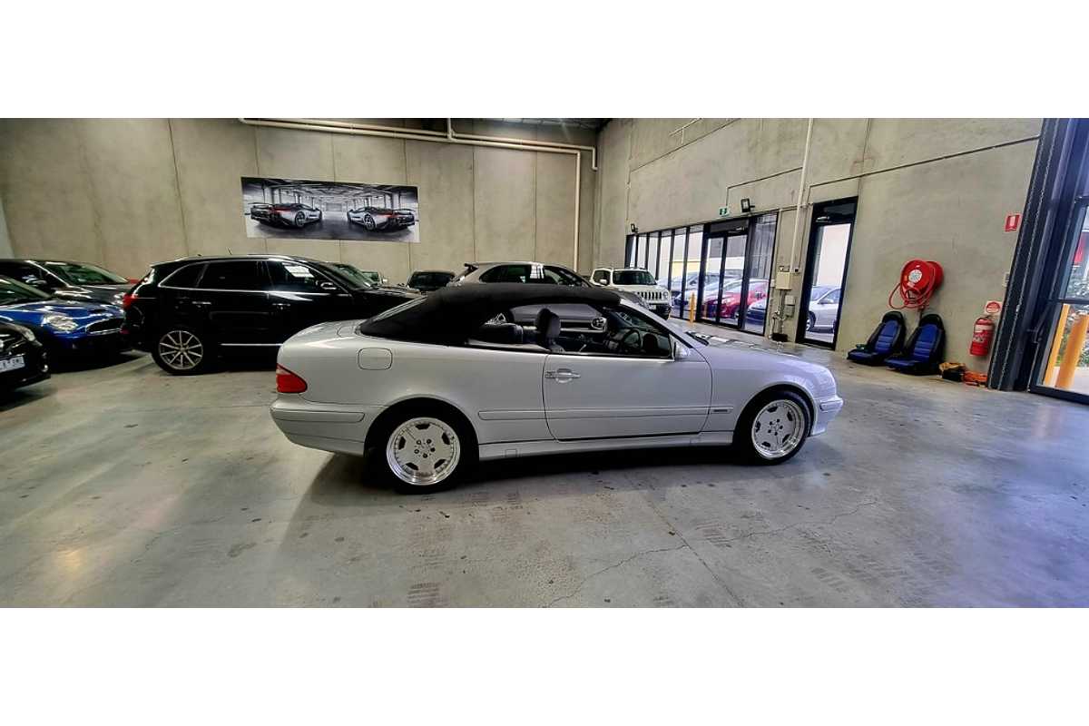 2000 Mercedes-Benz CLK-Class CLK320 Elegance A208