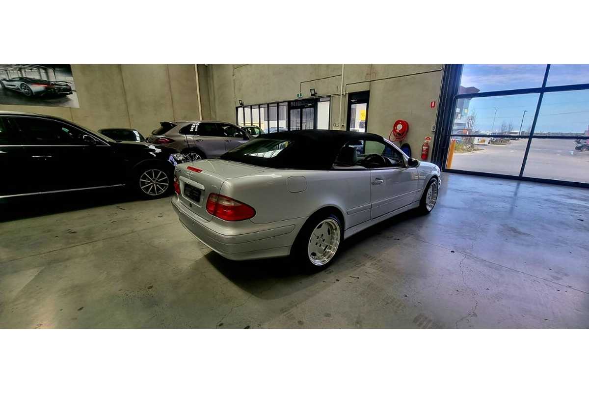 2000 Mercedes-Benz CLK-Class CLK320 Elegance A208