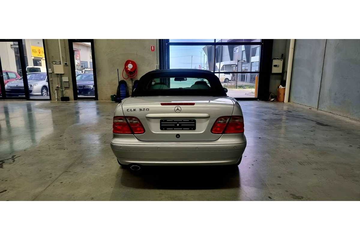 2000 Mercedes-Benz CLK-Class CLK320 Elegance A208