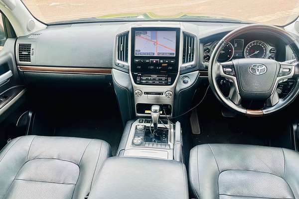 2018 Toyota Landcruiser Sahara VDJ200R