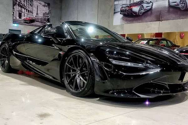 2022 McLaren 720S Performance P14