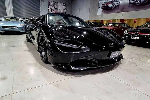 2022 McLaren 720S Performance P14