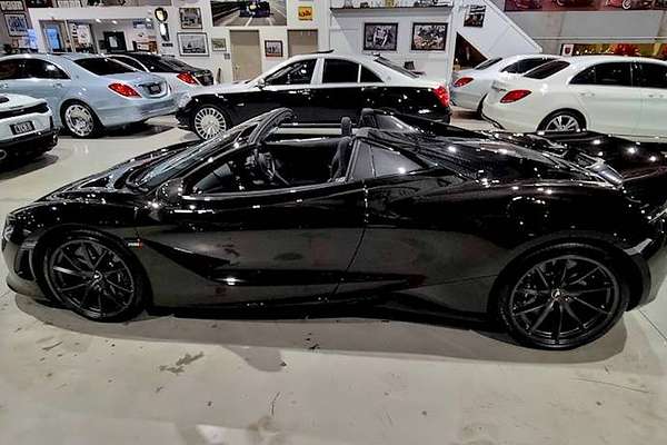2022 McLaren 720S Performance P14