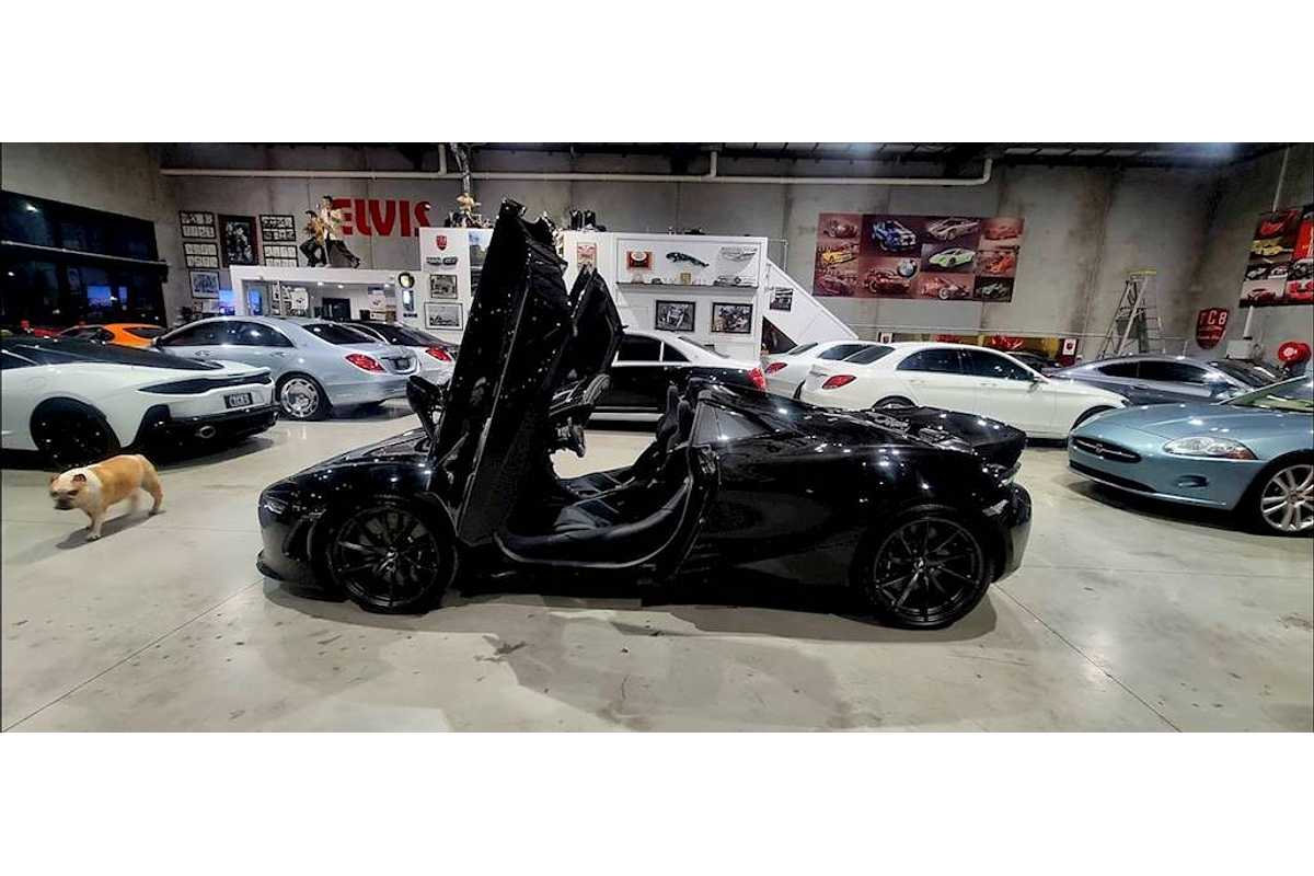 2022 McLaren 720S Performance P14