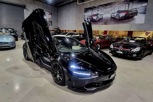 2022 McLaren 720S Performance P14