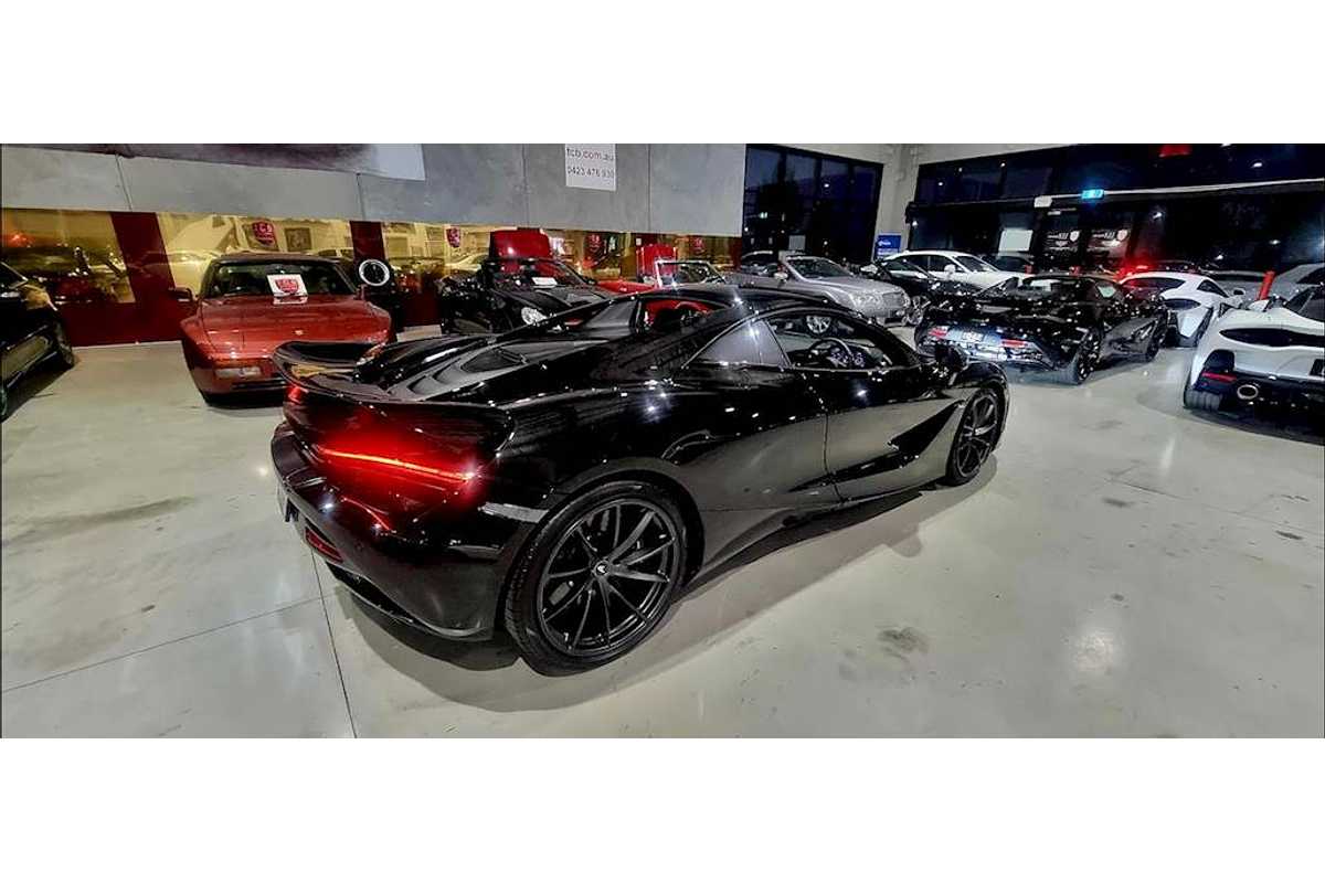 2022 McLaren 720S Performance P14