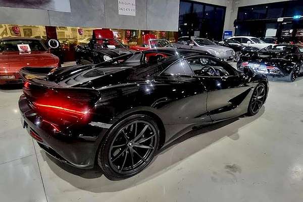 2022 McLaren 720S Performance P14