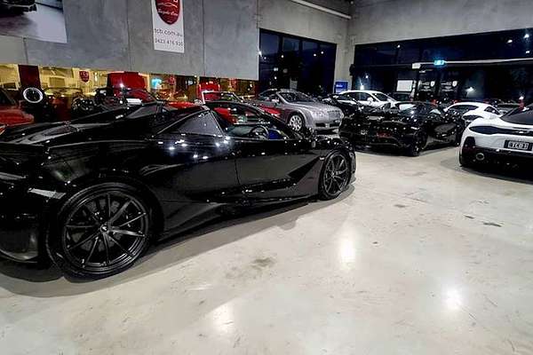 2022 McLaren 720S Performance P14