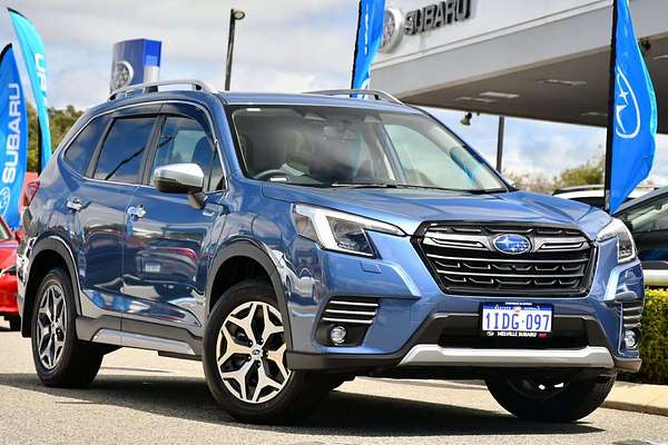 2023 Subaru Forester Hybrid L S5