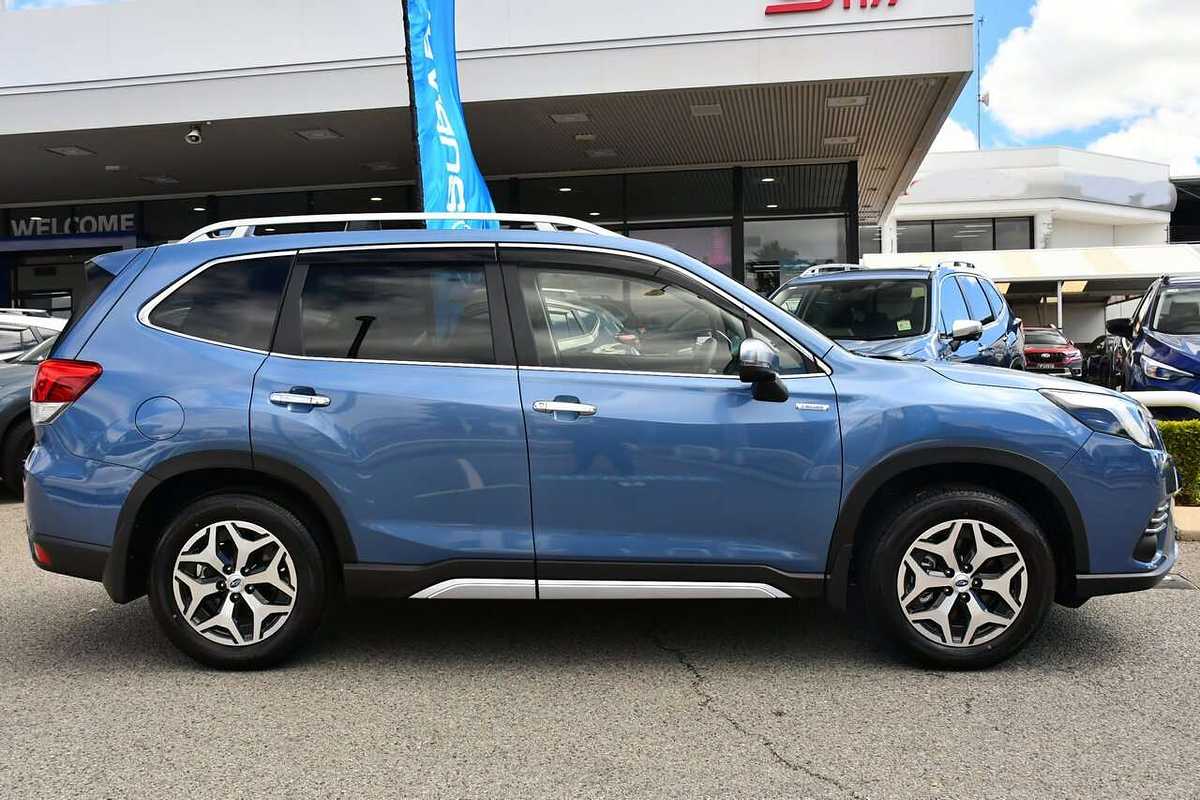 2023 Subaru Forester Hybrid L S5