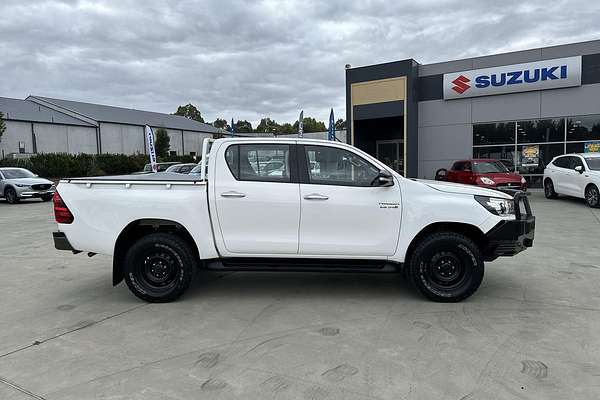 2015 Toyota Hilux SR GUN126R 4X4