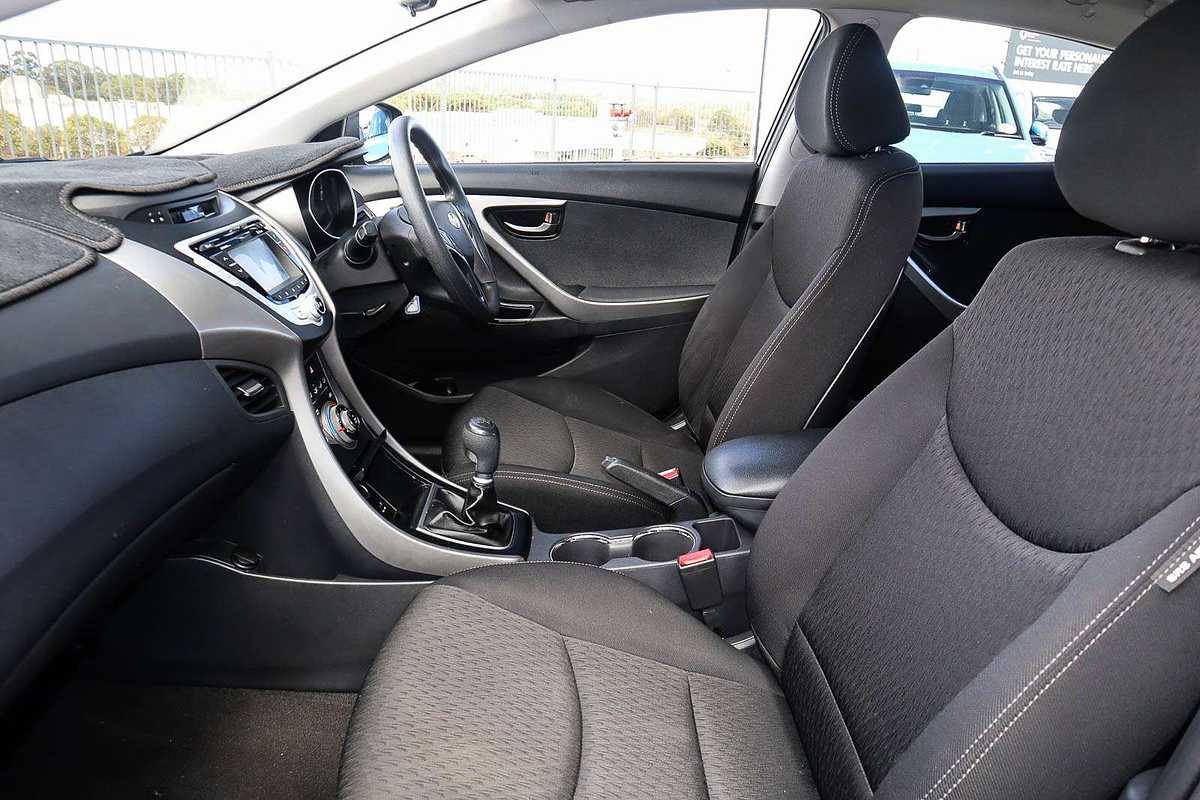 2013 Hyundai Elantra Active MD2