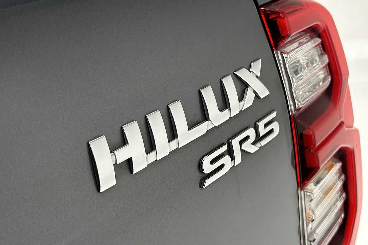 2021 Toyota Hilux SR5 GUN126R 4X4