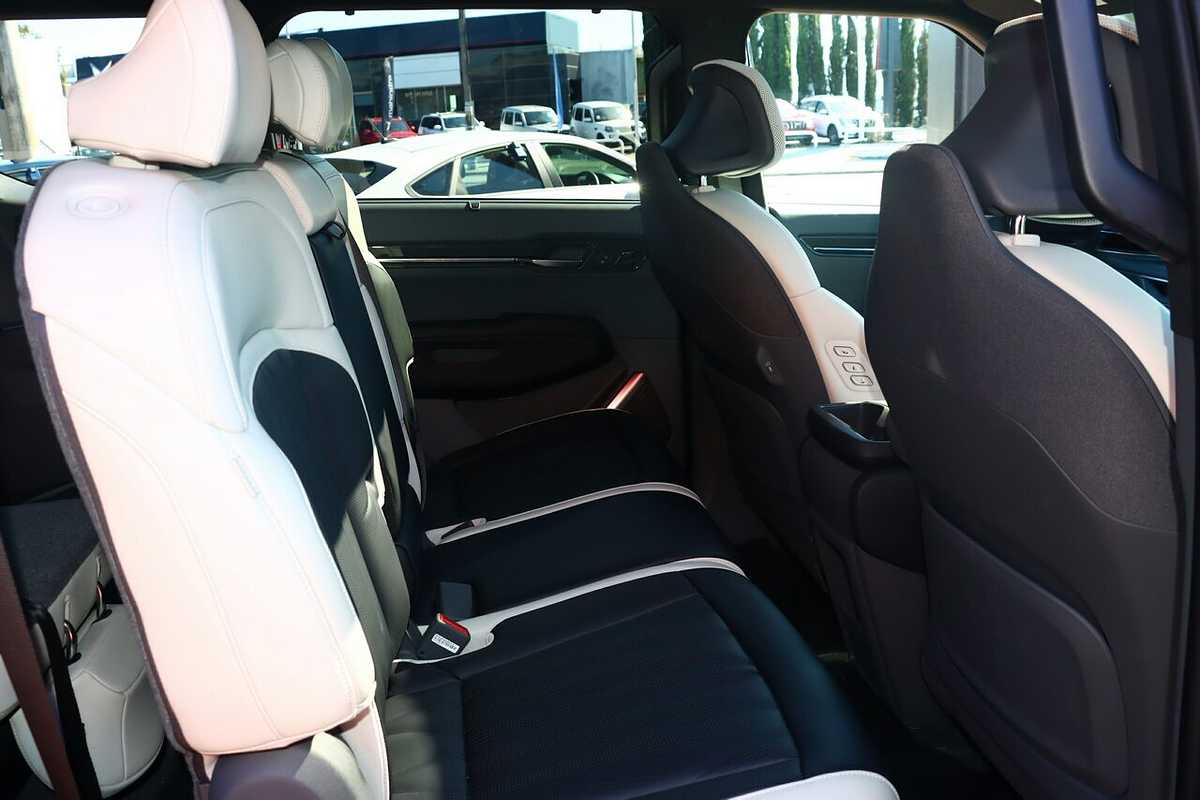 2023 Kia EV9 GT-Line MV