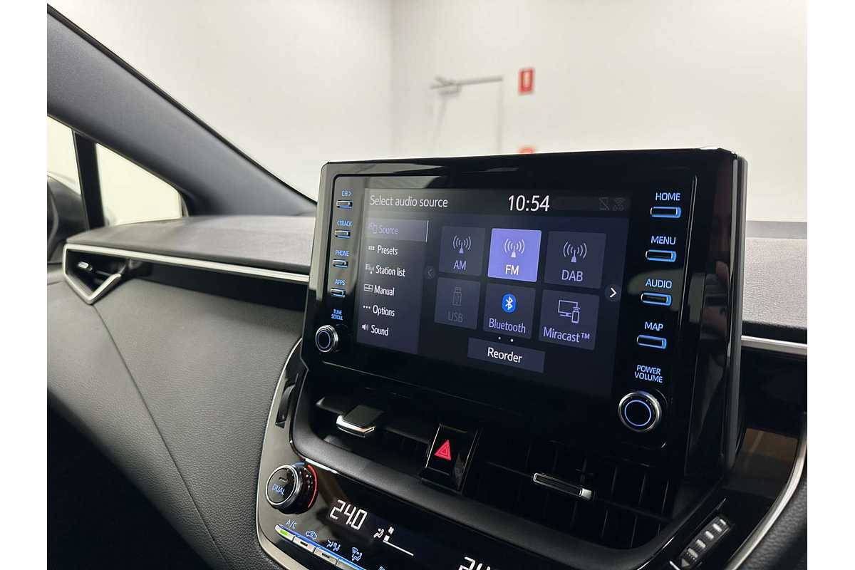 2018 Toyota Corolla Ascent Sport Hybrid ZWE211R