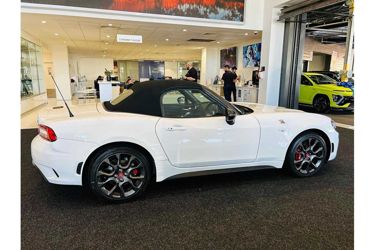 2016 Abarth 124 Spider 348