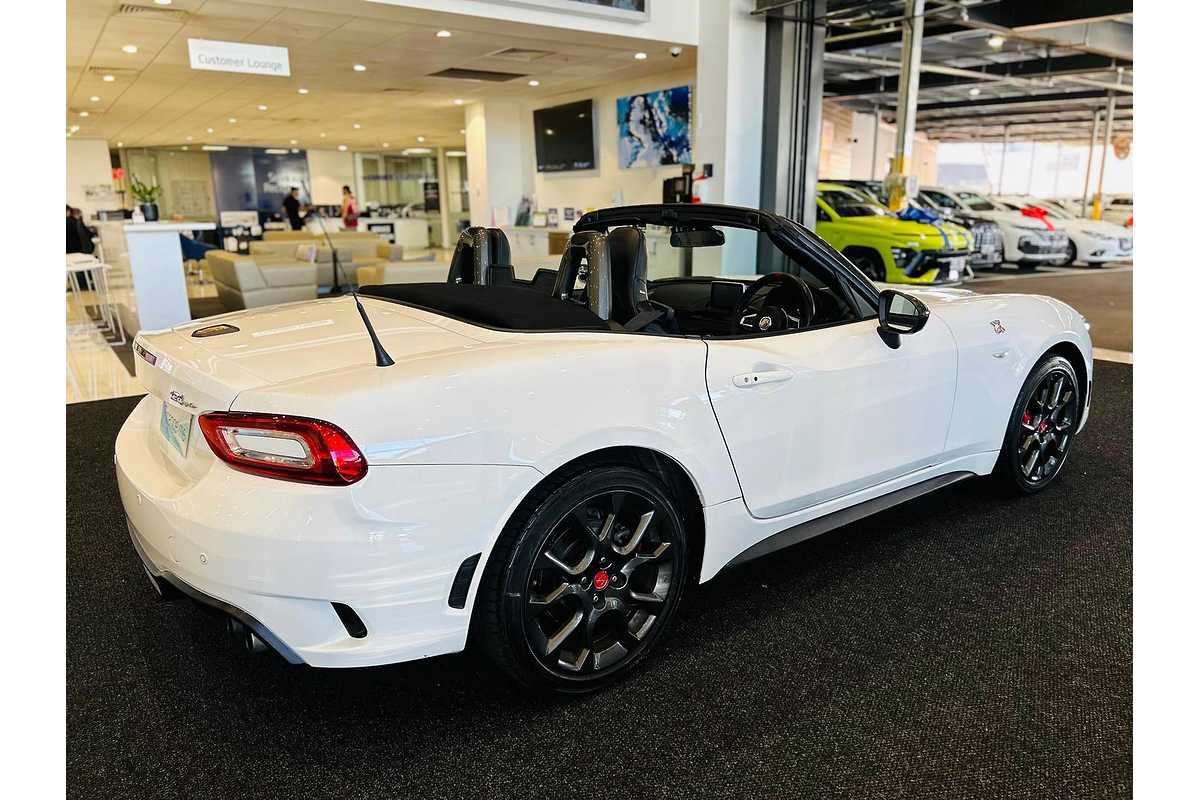 2016 Abarth 124 Spider 348