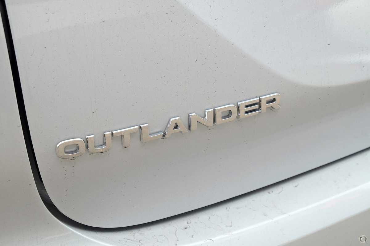 2023 Mitsubishi Outlander Exceed Tourer ZM