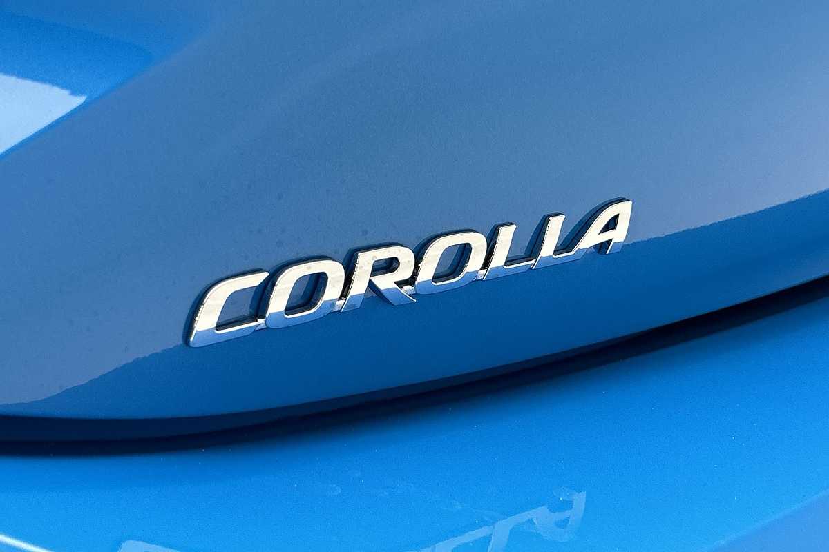 2022 Toyota COROLLA SX MZEA12R