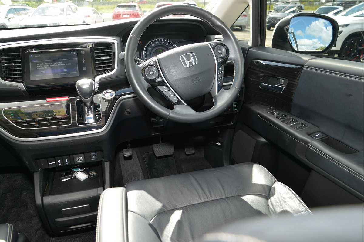 2017 Honda Odyssey VTi-L 5th Gen
