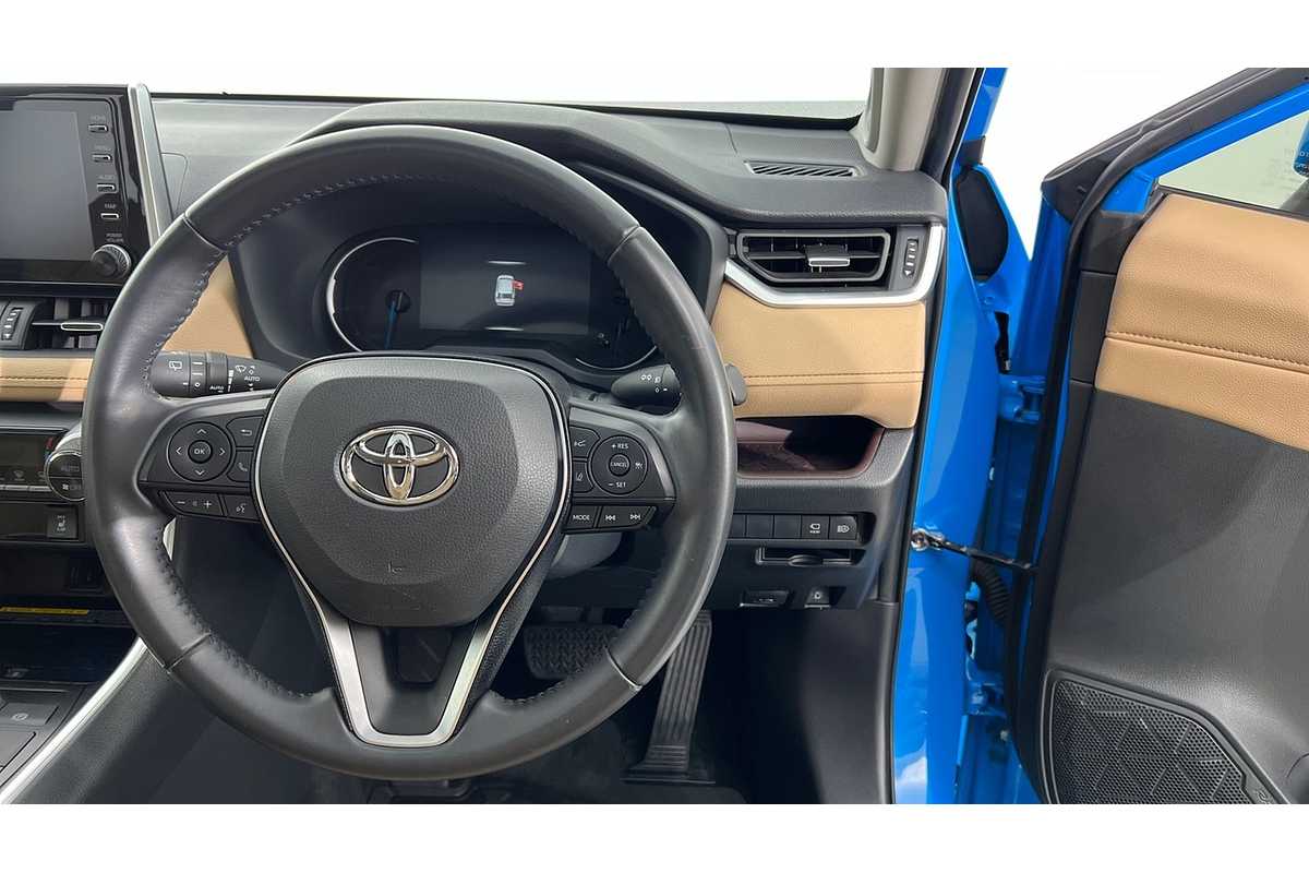 2020 Toyota RAV4 Cruiser AXAH54R