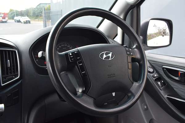 2017 Hyundai iLOAD