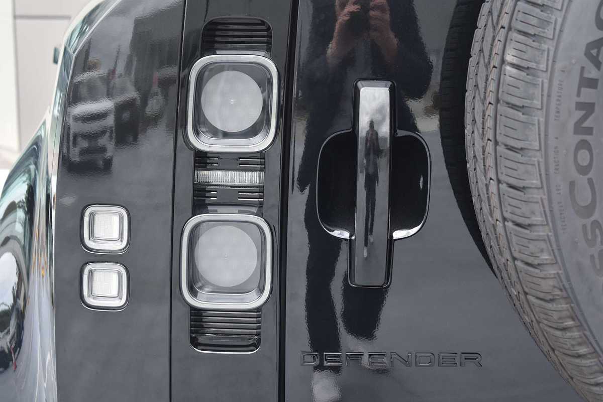 2023 Land Rover DEFENDER